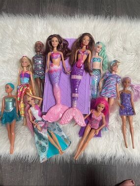 Barbie Assorted Girls Dolls & purple closet